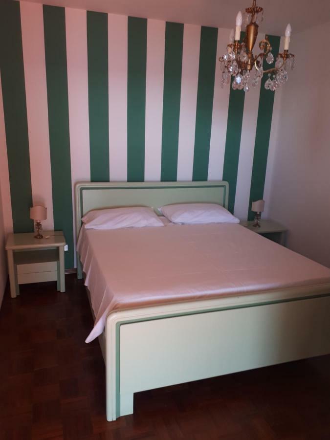 Apartamento Rifugio Societa Semplice Ospedaletti Exterior foto